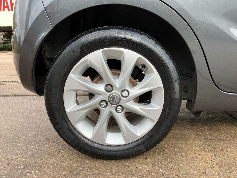 Used Vauxhall Viva 74 HP (54 kW) 2016 Grey Hatchback
