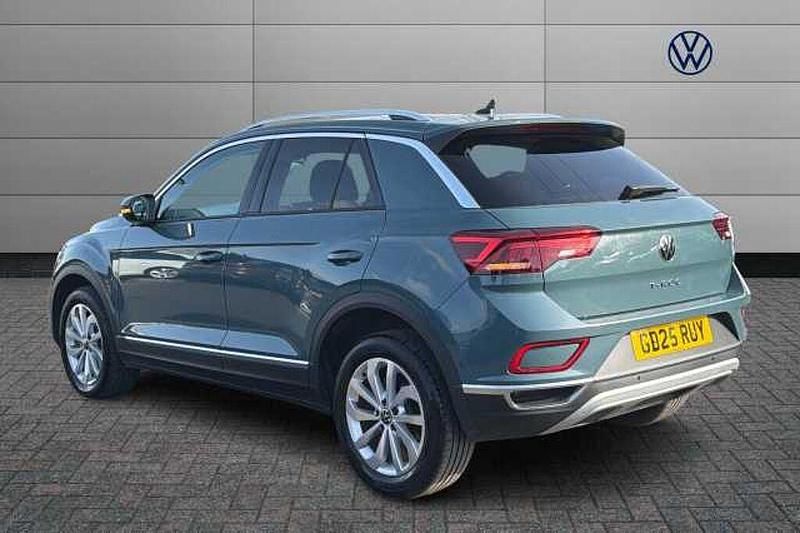 Used VW T-Roc Style 150 HP (110 kW) 2025 Blue SUV
