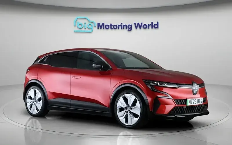 Used Renault Megane E-Tech Techno 160 kW (218 HP) 2023 Red Hatchback