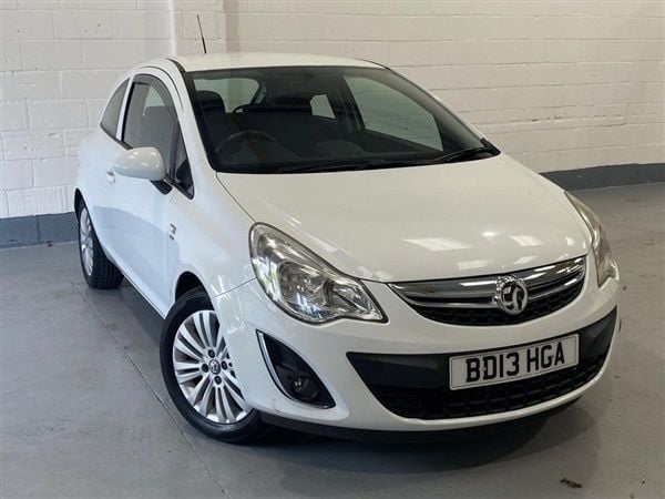 White Used 2013 Vauxhall Corsa Hatchback | £2,750 (Good price) - Image 1/1