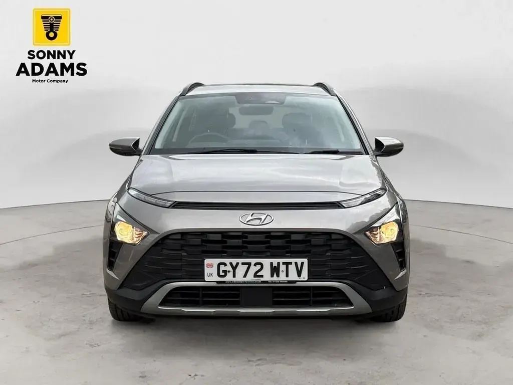 Begagnad Hyundai Bayon SE 2023 Brun SUV
