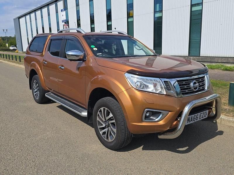Yellow Used 2016 Nissan Navara Tekna Pickup | £13,995 (Fair price) - Image 1/4