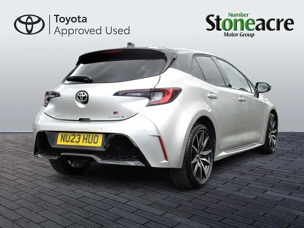 Used Toyota Corolla Sport 140 HP (102 kW) 2023 Silver Hatchback
