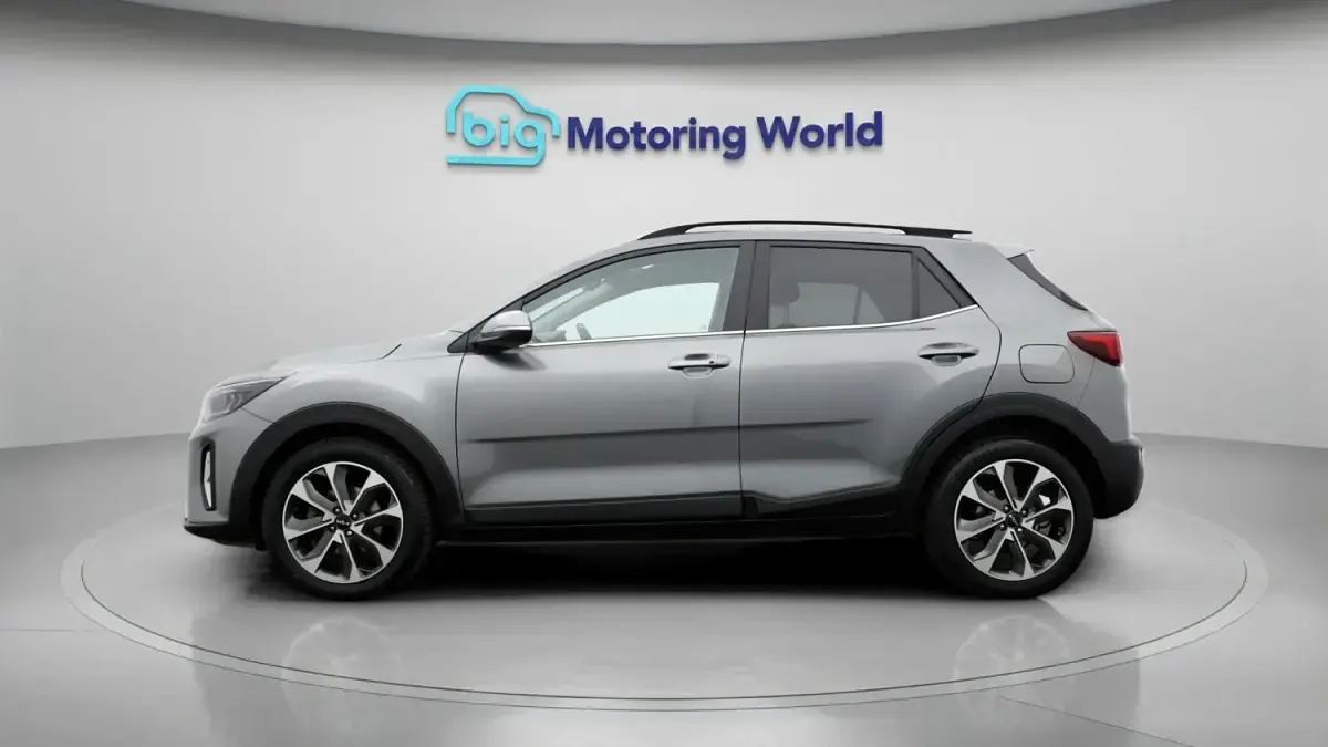 Used Kia Stonic 99 HP (72 kW) 2024 Grey SUV