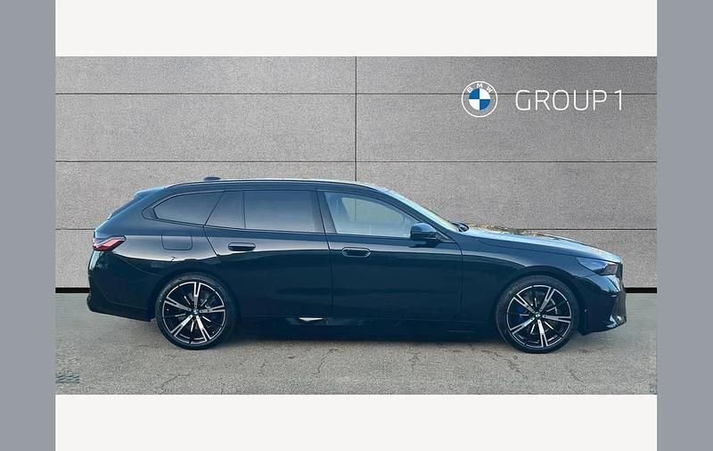 Used BMW 530e M Sport 295 HP (216 kW) 2025 Black Estate
