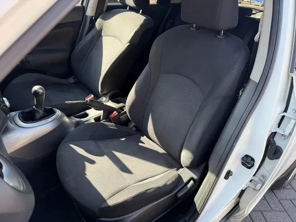 Used Nissan Juke Acenta 117 HP (86 kW) 2013 White SUV