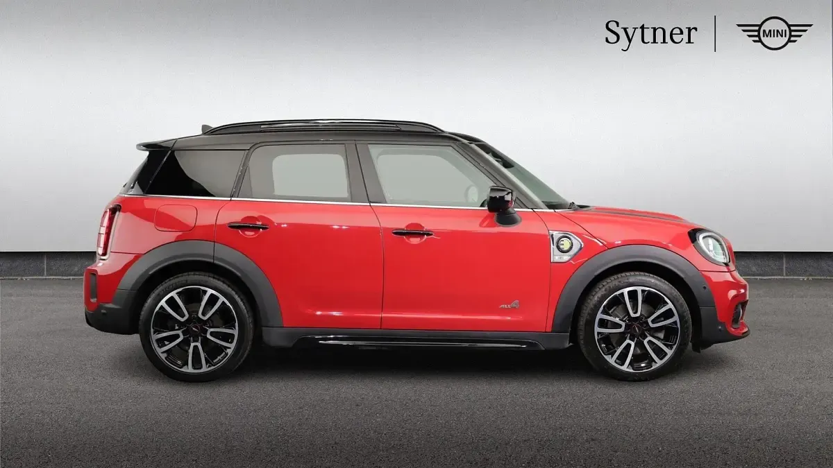 Used Mini Cooper S Countryman Sport 219 HP (161 kW) 2022 Red SUV