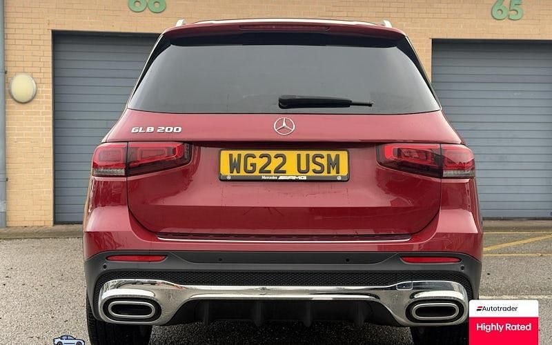 Used Mercedes GLB200 AMG Line Premium Plus 163 HP (119 kW) 2022 Red SUV