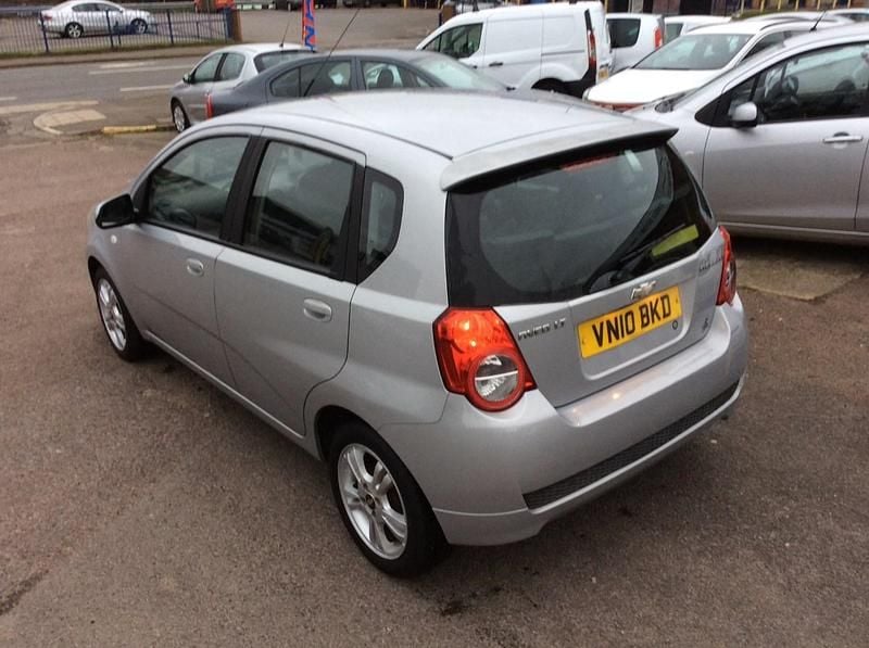 Used Chevrolet Aveo LT 2010 Silver Hatchback