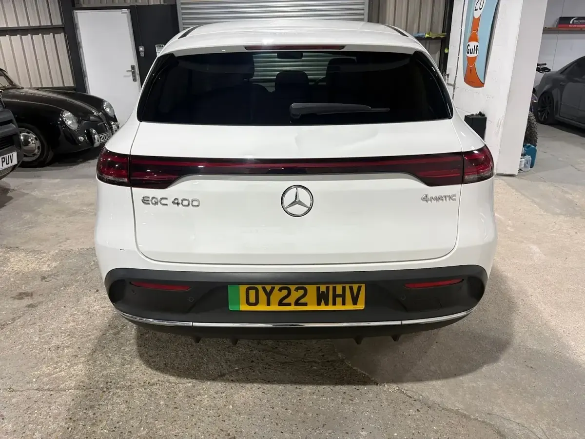 Used Mercedes EQC400 AMG line 300 kW (408 HP) 2022 White SUV