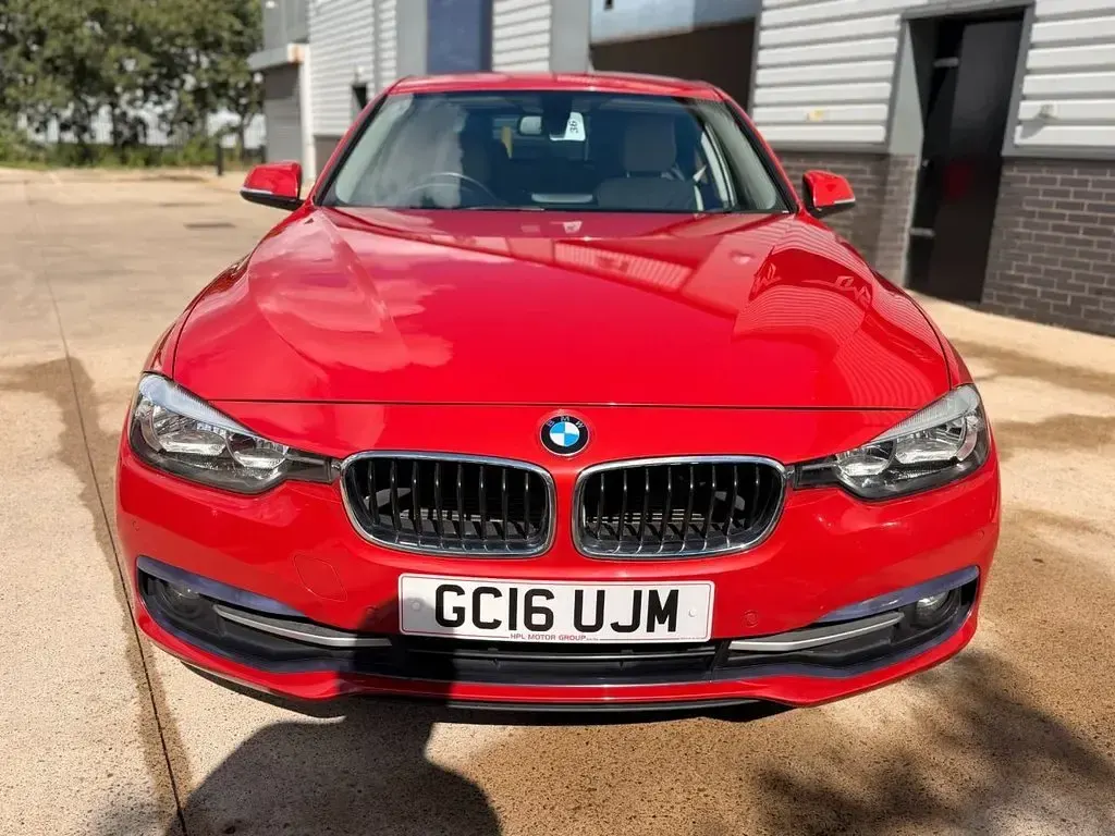 Used BMW 320 Efficient Dynamics 2016 Red Sedan