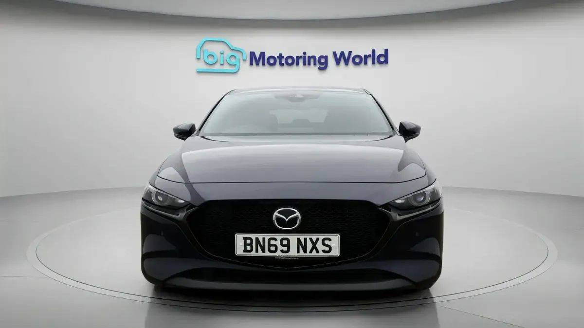 Used Mazda 3 Inclusive 122 HP (89 kW) 2020 Blue Hatchback