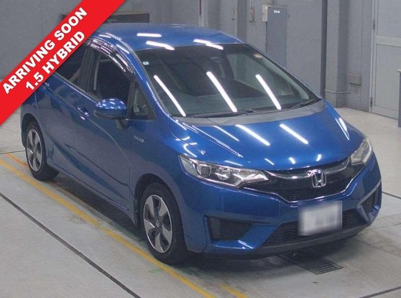 Used Honda Fit Hybrid 137 HP (100 kW) 2016 Blue Hatchback