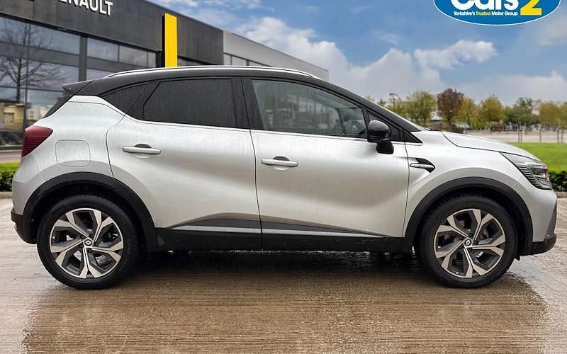 Used Renault Captur R.S. 143 HP (105 kW) 2022 Grey/black  SUV