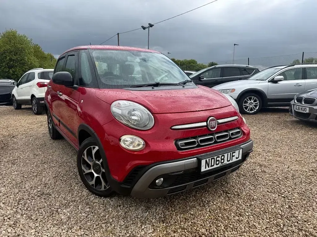 Usado Fiat 500L Cross 95 HP (69 kW) 2018 Vermelho Monovolume