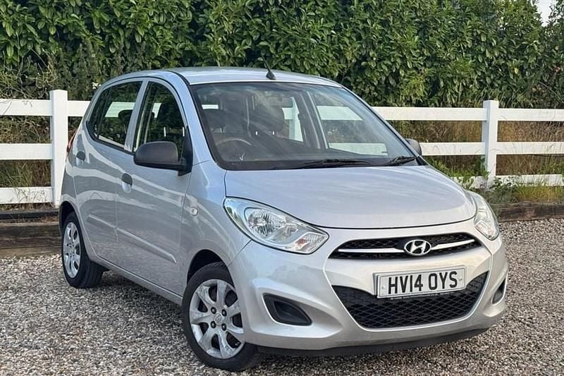Silver Used 2014 Hyundai i10 Classic Hatchback | £2,995 (Super price) - Image 1/1