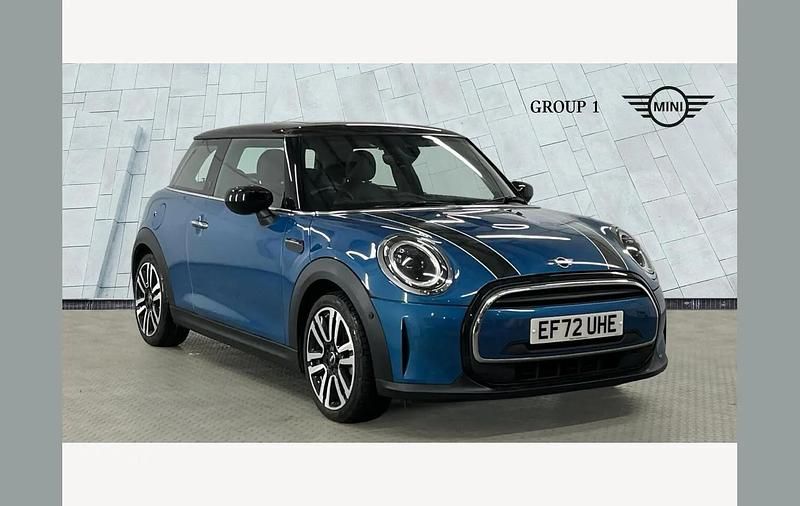 Used Mini Cooper Exclusive 136 HP (100 kW) 2023 Blue Hatchback
