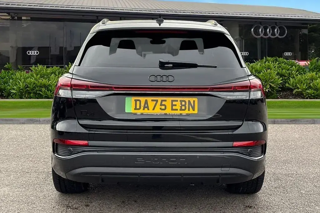 Used Audi Q4 e-tron Black Edition 125 kW (170 HP) 2025 Black SUV