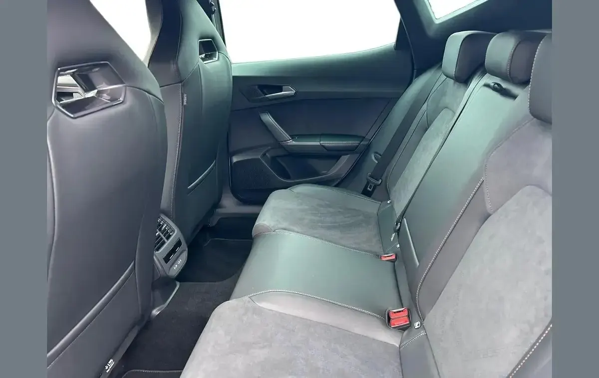 New Cupra Formentor 150 HP (110 kW) 2025 White SUV