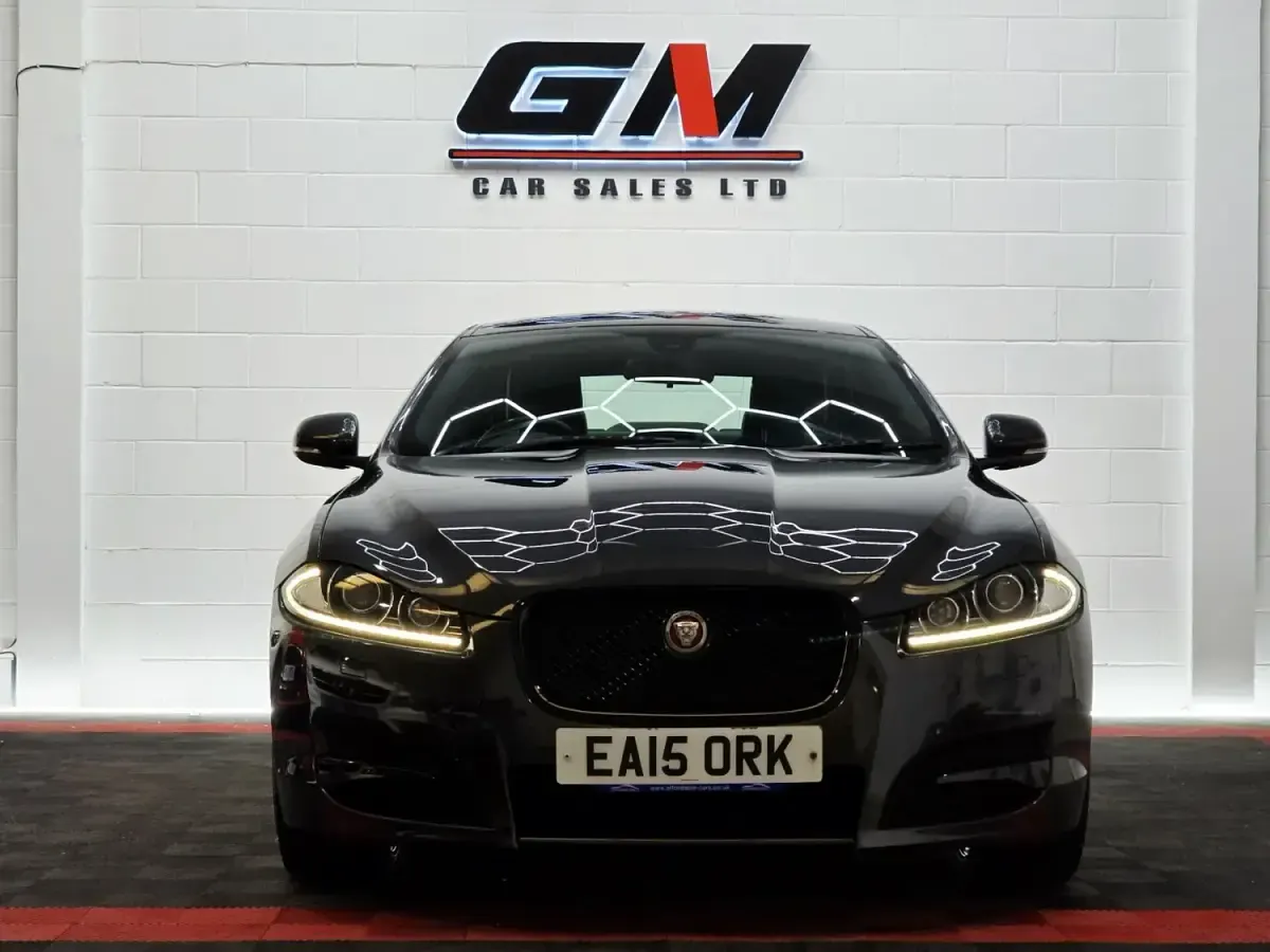 Second-hand Jaguar XF R-Sport 200 CP (147 kW) 2015 Gri Berlinǎ