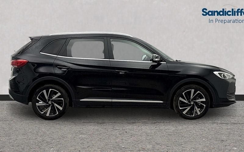 Used MG ZS Trophy 196 HP (144 kW) 2025 SUV