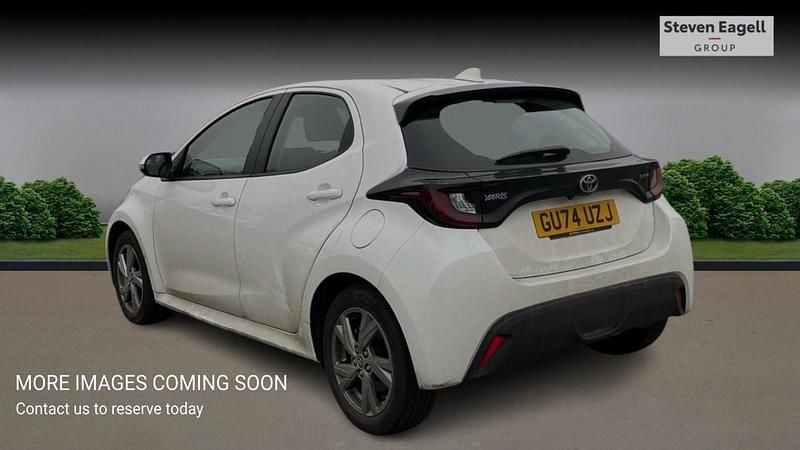 Used Toyota Yaris Hybrid 2024 White Hatchback