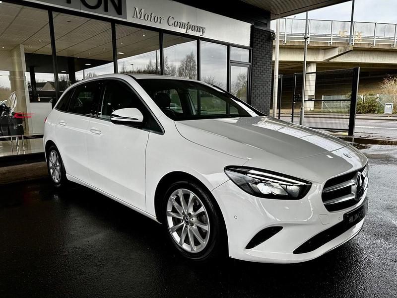 Used Mercedes B180 Executive 136 HP (100 kW) 2019 White MPV