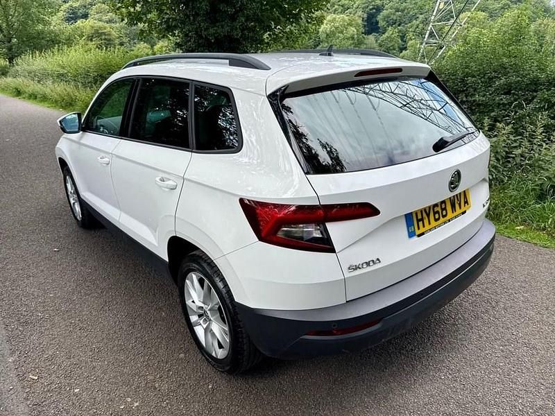 Used Skoda Karoq SE 150 HP (110 kW) 2018 White SUV