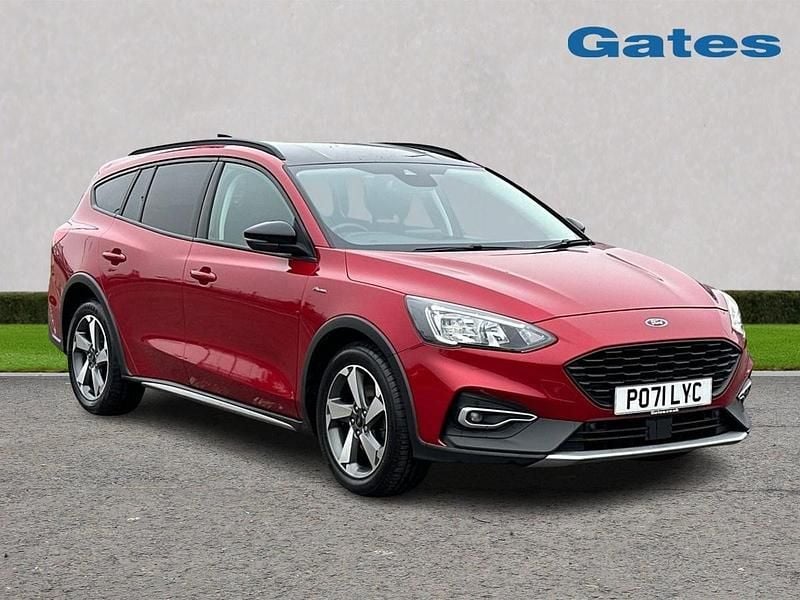 Used Ford Focus Active 120 HP (88 kW) 2021 Red Estate