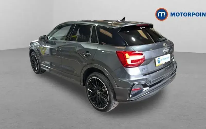Gebraucht Audi Q2 Black Edition 150 PS (110 kW) 2026 SUV