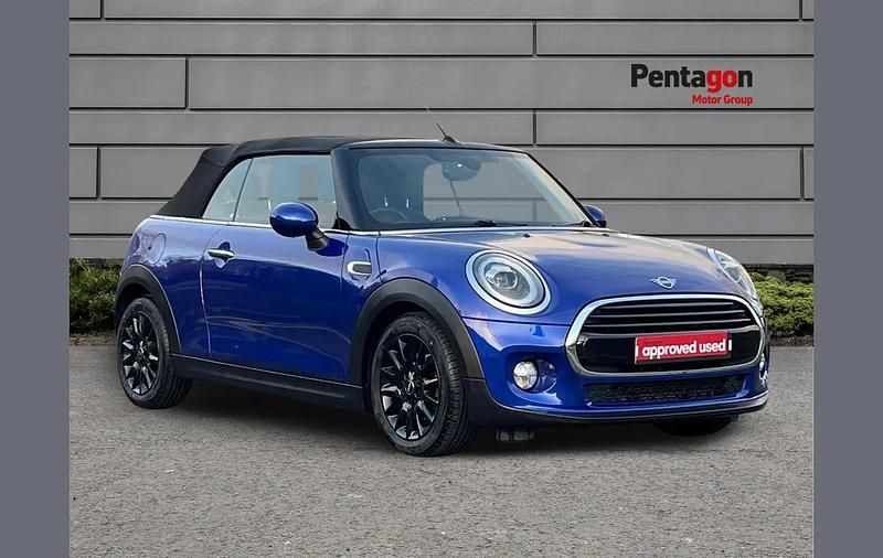 Used Mini Cooper Cabriolet Classic 134 HP (98 kW) 2019 Blue Cabriolet