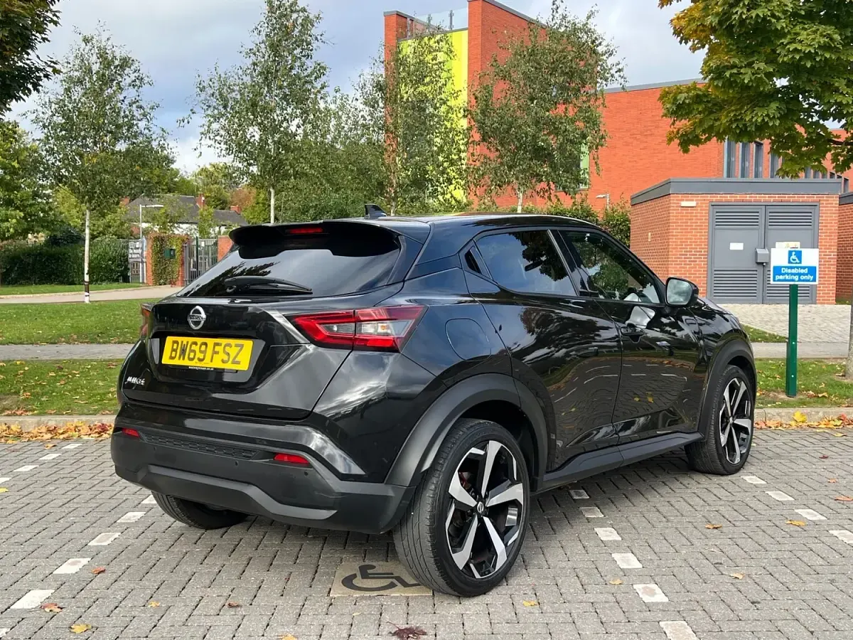 Used Nissan Juke Tekna 2020 Black SUV