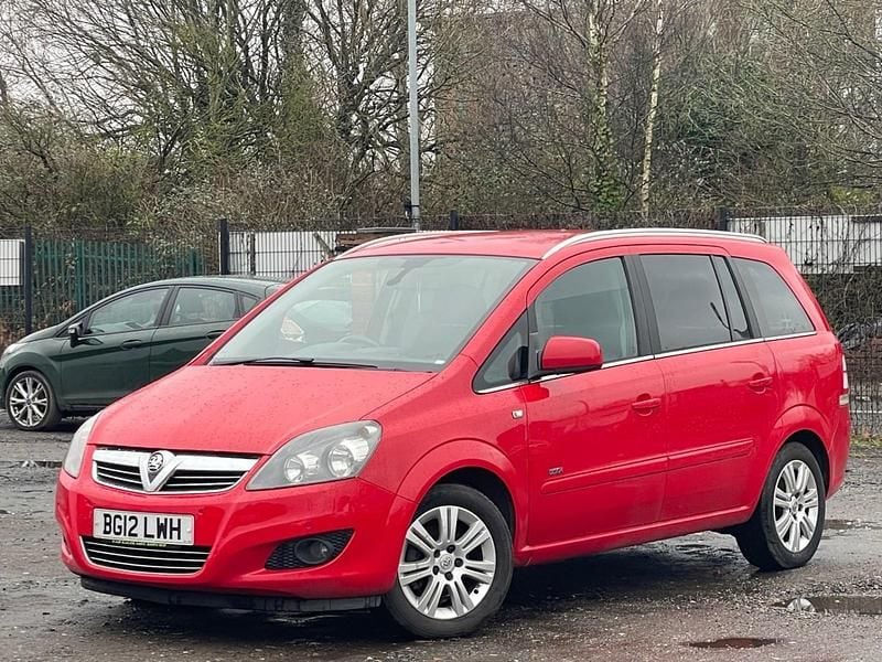 Used Vauxhall Zafira Design Edition 2012 Red MPV