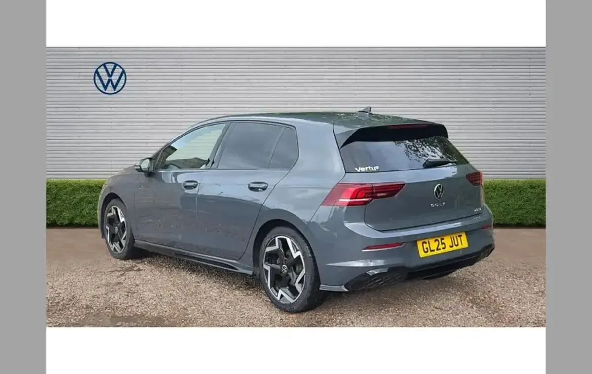 Used VW Golf VIII R-line 150 HP (110 kW) 2025 Grey Hatchback