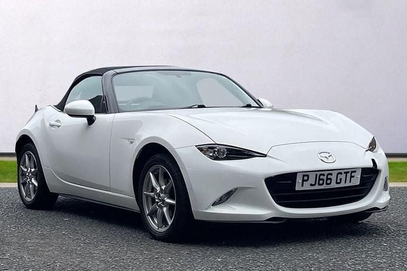 White Used 2016 Mazda MX5 Cabriolet | £10,995 (Fair price) - Image 1/1
