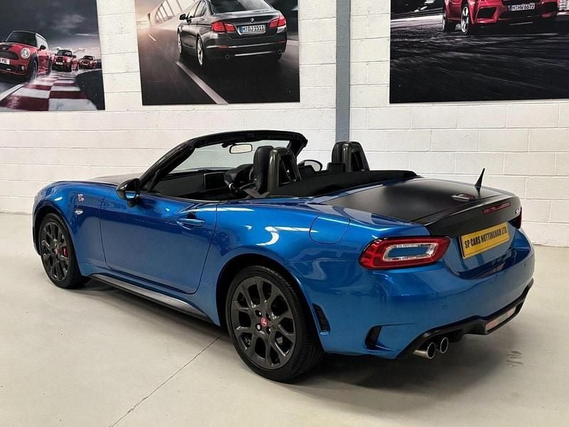 Used Abarth 124 Spider 170 HP (125 kW) 2018 Blue Cabriolet
