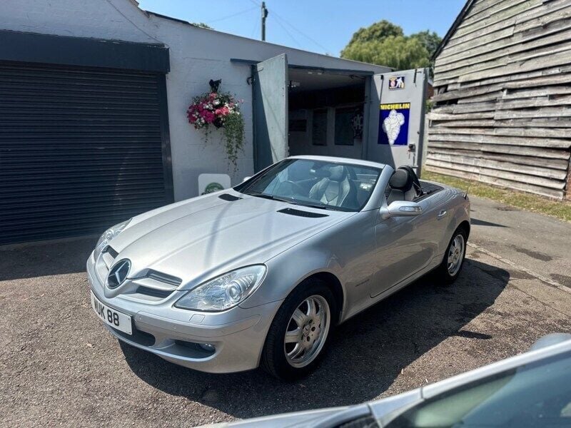 Silver Used 2005 Mercedes SLK200 Cabriolet | £6,995 (Expensive) - Image 1/4