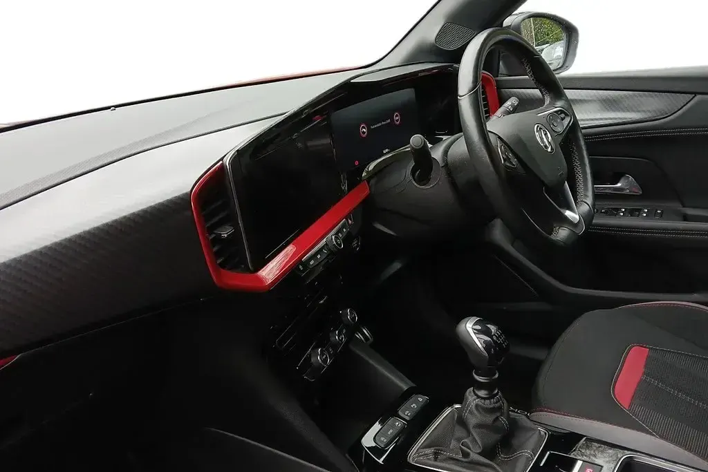 Used Vauxhall Mokka SRi 130 HP (95 kW) 2022 Red SUV