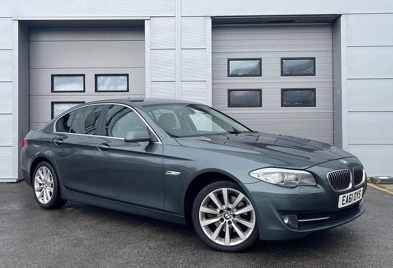 Green Used 2011 BMW 520 Sedan | £4,495 (Fair price) - Image 1/4