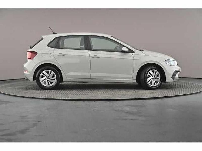 Used VW Polo Life 80 HP (58 kW) 2022 Grey Hatchback