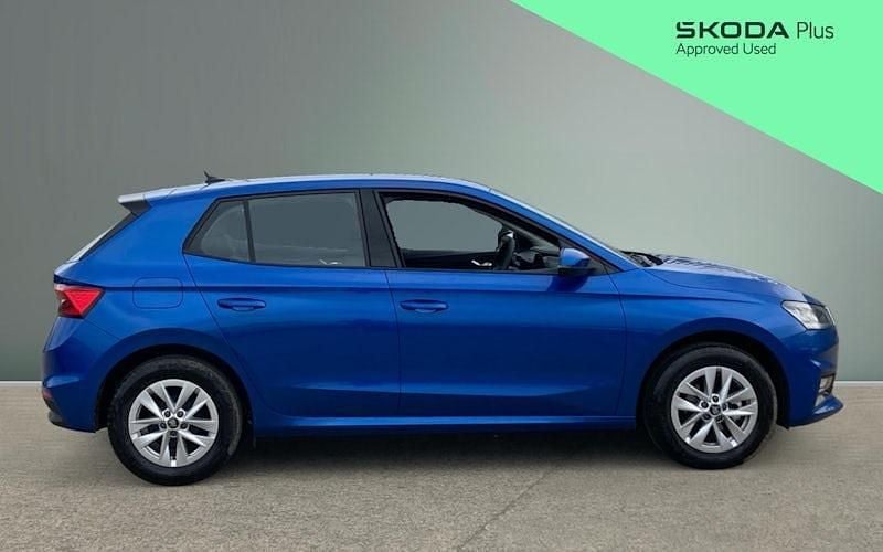 New Skoda Fabia SE 95 HP (69 kW) 2025 Blue Hatchback