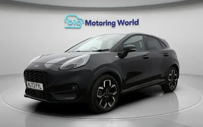 Usado Ford Puma ST-Line X 125 HP (91 kW) 2023 Preto SUV