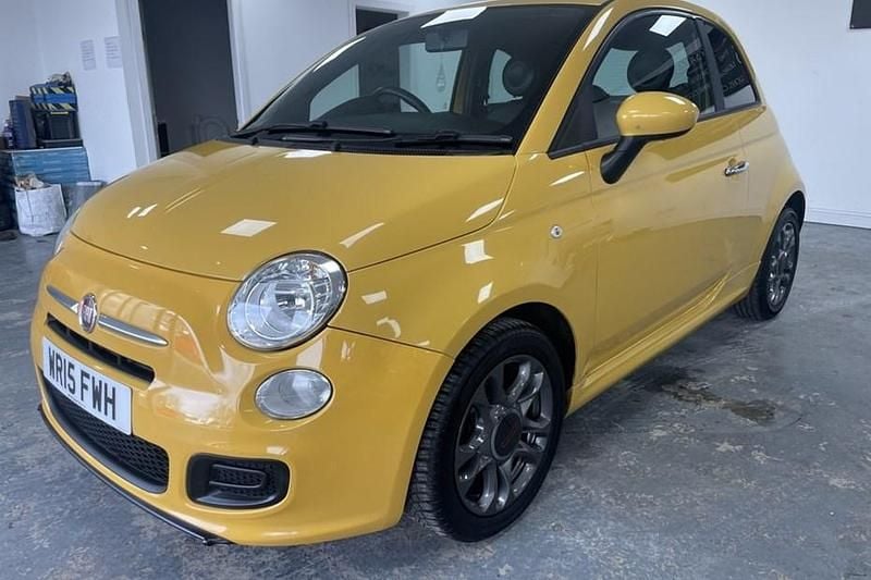 Used Fiat 500 S 69 HP (50 kW) 2015 Yellow Hatchback