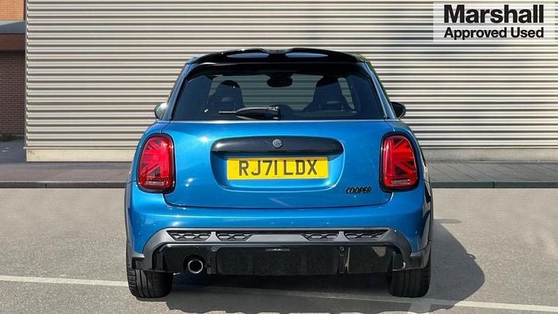 Used Mini Cooper Sport 136 HP (100 kW) 2021 Blue Hatchback