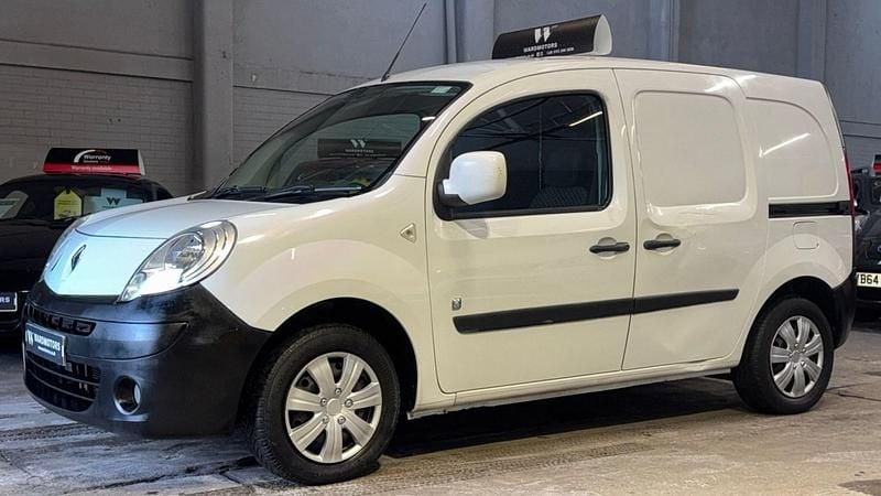 White Used 2015 Renault Kangoo Sedan | £3,799 - Image 1/4