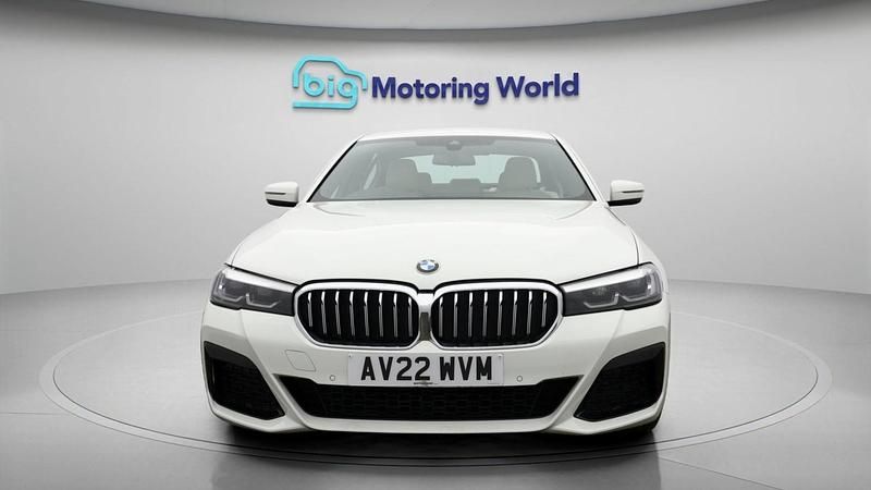 Used BMW 520 M Sport 190 HP (139 kW) 2022 White Sedan