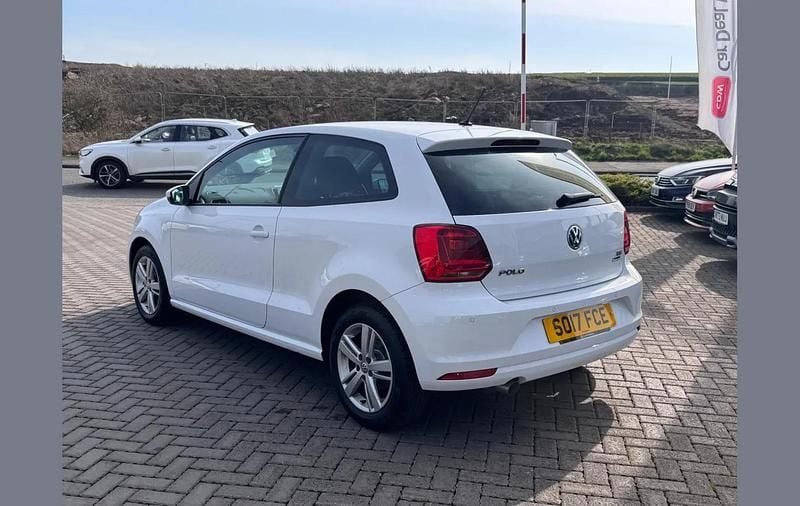 Used VW Polo Edition 88 HP (64 kW) 2017 White Hatchback