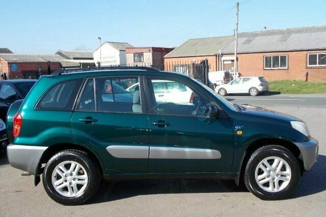 Used Toyota RAV4 147 HP (108 kW) 2002 SUV