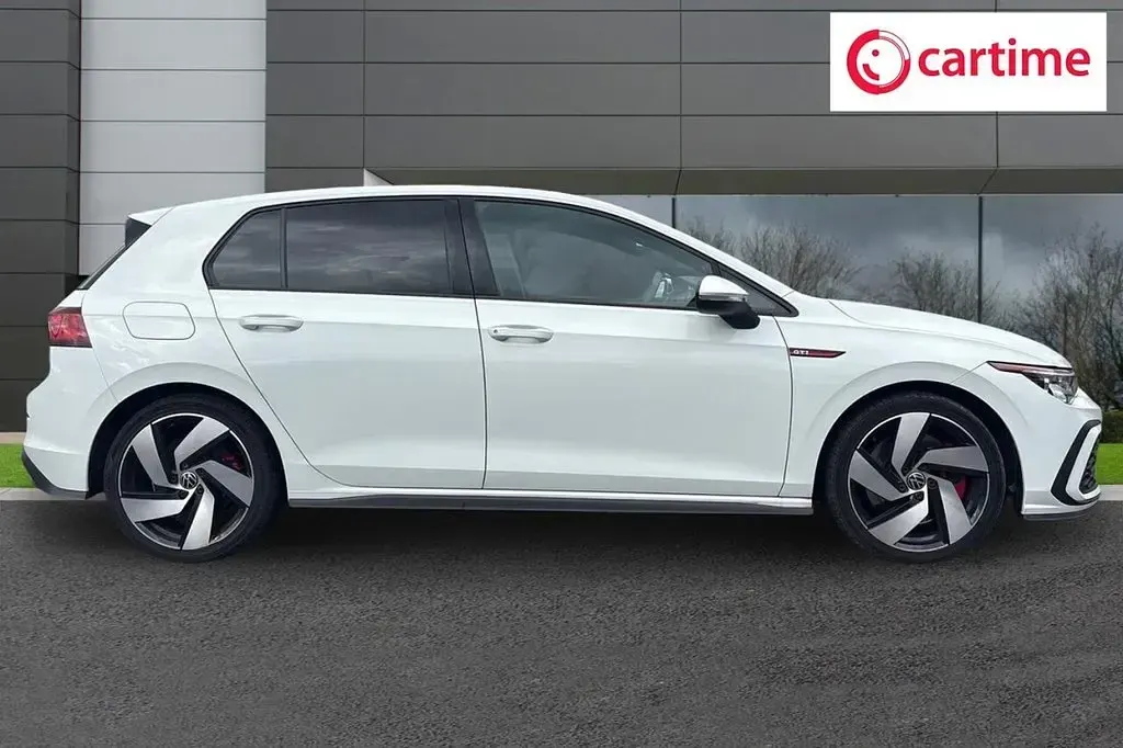 Used VW Golf VIII GTI 245 HP (180 kW) 2022 White Hatchback