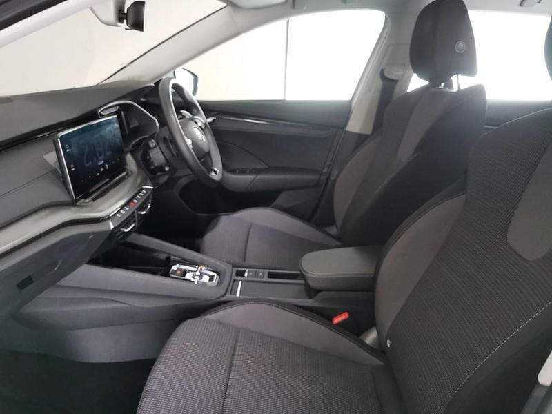 Used Skoda Octavia SE Technology 2021 White Estate